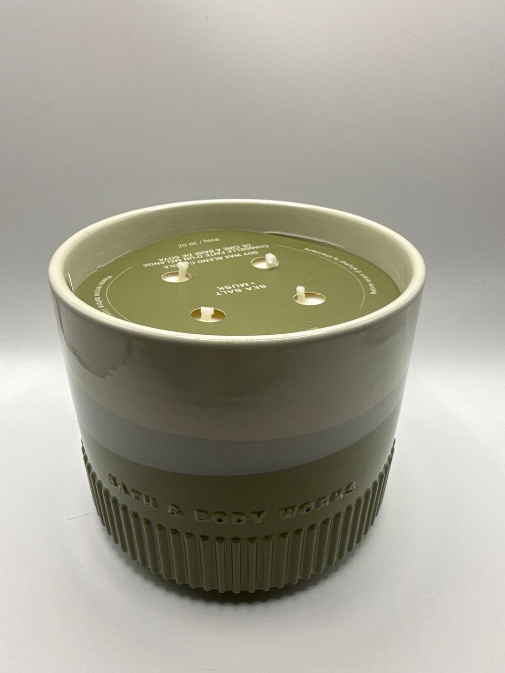 NEW Bath & Body Works Reserve Collection Sea Salt & Musk - 4 Wick Candle